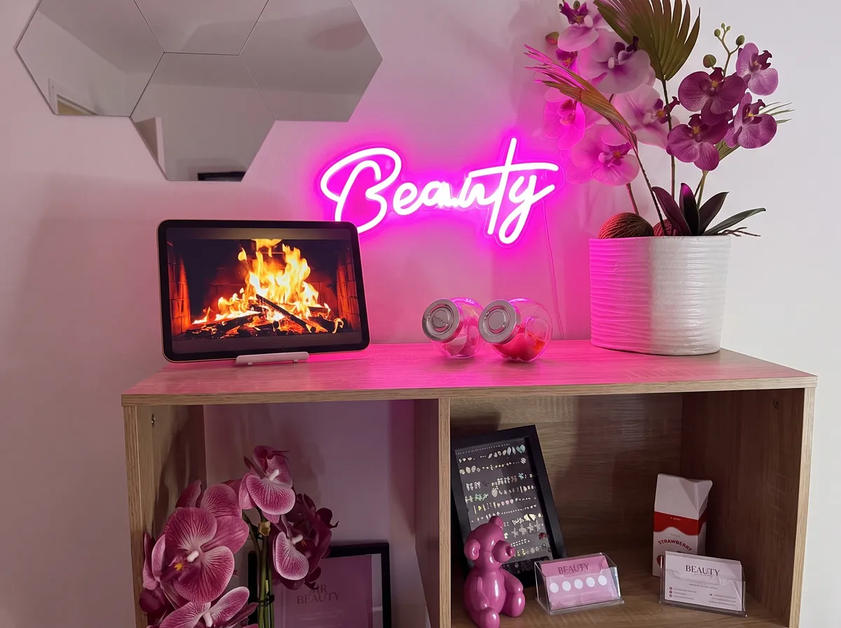 Photo de MK BEAUTY 1